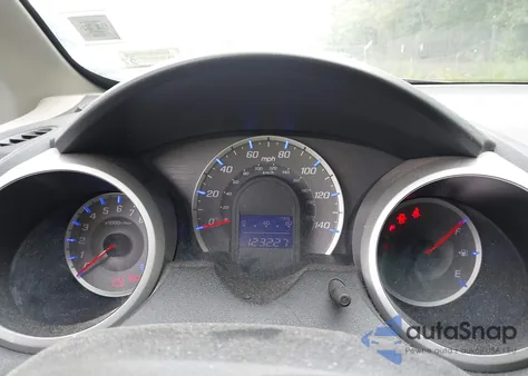 2013 Honda Fit z USA, uszkodzony, nr VIN JHMGE8H39DC052078